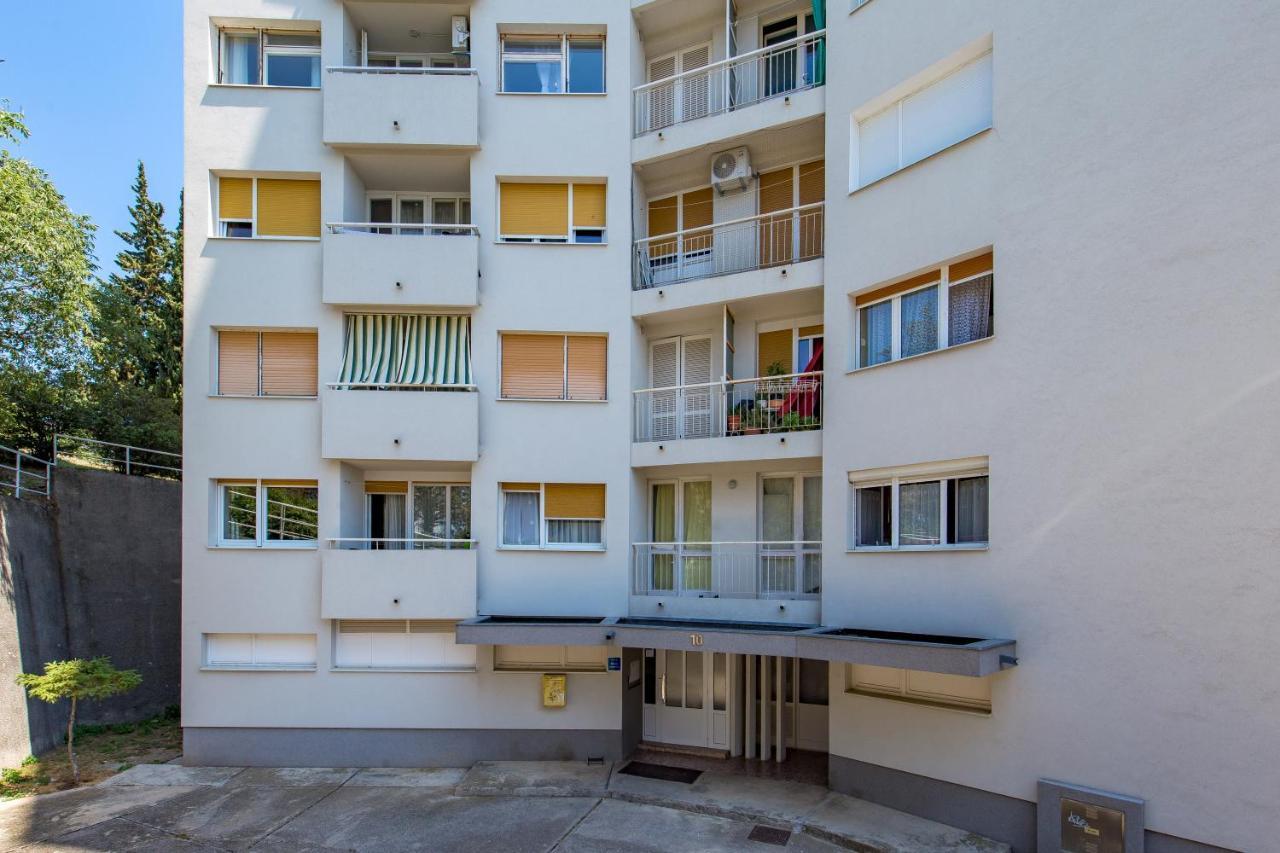 Apartment View Rijeka Bagian luar foto